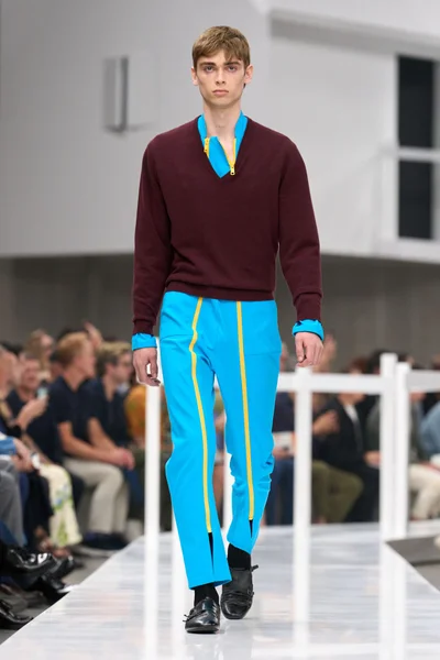 Look 51